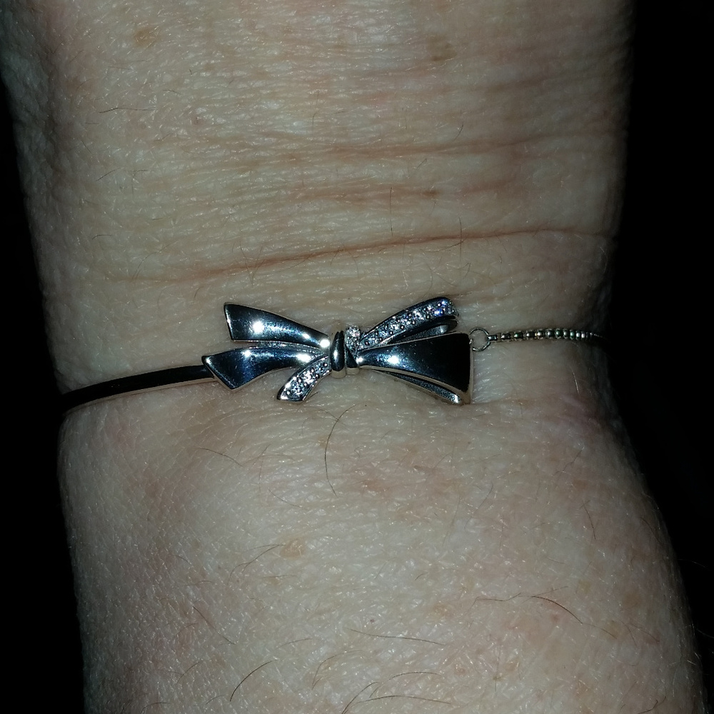 New Authentic Pandora Sparkling Bow Slider Bracele